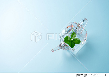 四葉のクローバー　ガラス器 50553801