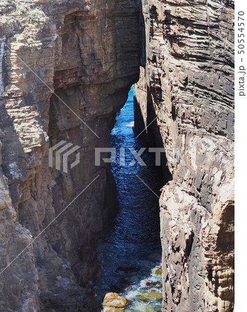 壱岐の断崖「鬼の足跡」 50554570