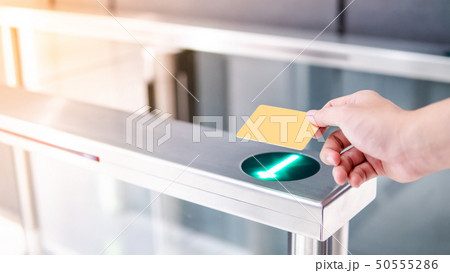 Using smart card to open automatic gate machine Using smart card to open automatic gate machine 50555286