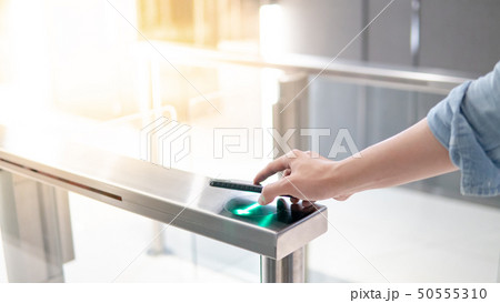 Using smartphone to open automatic gate machine 50555310