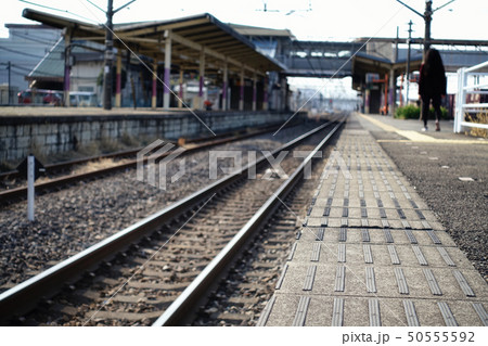 駅のプラットホーム 駅のプラットホーム 50555592