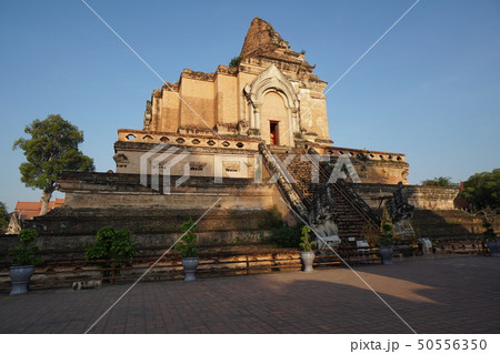 ワット チェーディ ルアン 50556350