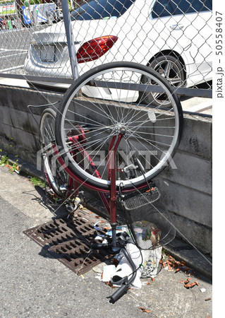 放置自転車違法投棄社会問題 放置自転車違法投棄社会問題 50558407