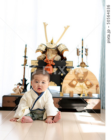 端午の節句を祝う男児 端午の節句を祝う男児 50564036