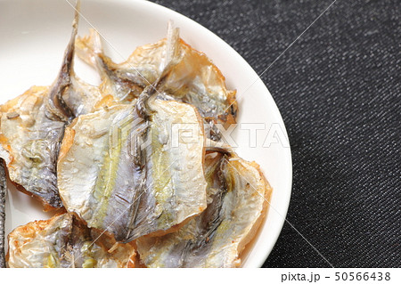 焼き小あじ。 焼き小あじ。 50566438