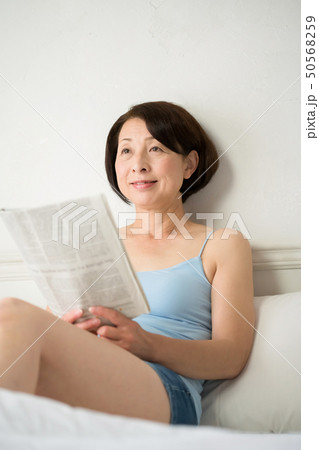 シニア女性 50568259