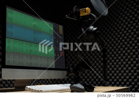 e-sport gamercast room with monitor keyboard mouse e-sport gamercast room with monitor keyboard mouse 50569962