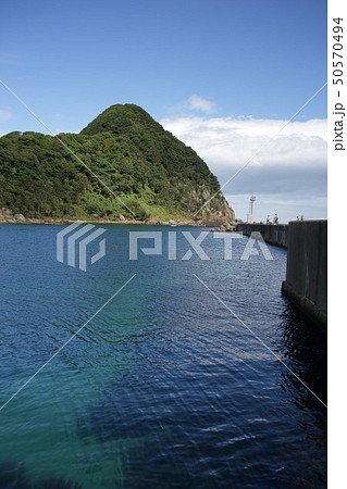 兵庫県豊岡市竹野浜海水浴場　透明度があり多くの観光客が訪れれる　9月上旬に撮影 50570494