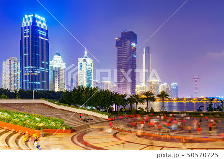 View of high rise buildings and park square 50570725