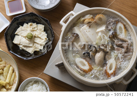 牡蠣鍋の食卓 牡蠣鍋の食卓 50572241
