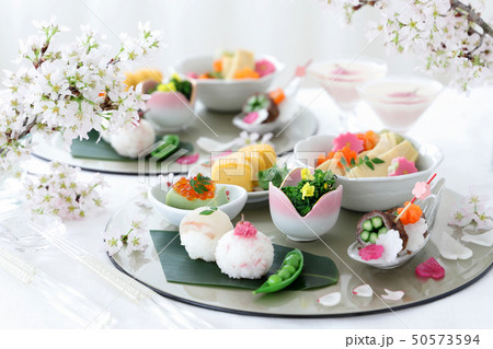 お花見ランチ 桜の花 お花見ランチ 桜の花 50573594