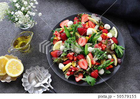 いちごサラダ 50579155