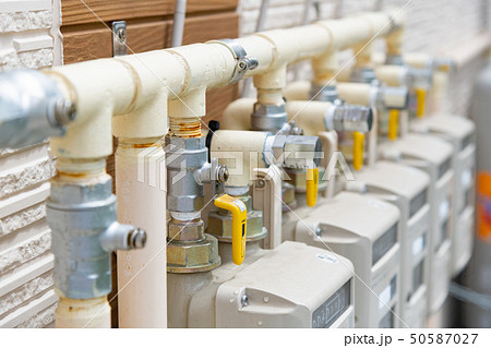 集合住宅のガスメーター　プロパンガス配管 50587027