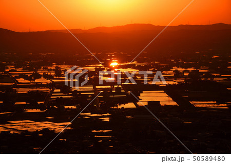 散居村と夕日 散居村と夕日 50589480