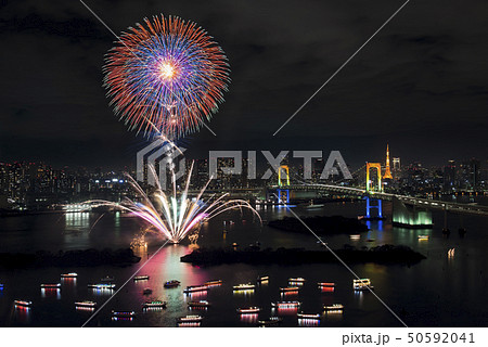 【日本・東京】お台場の花火イメージ 50592041