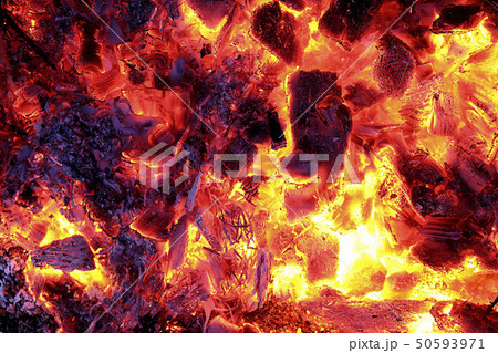 炭火焼きの炎 50593971