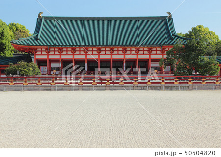 京都　平安神宮　大極殿 50604820