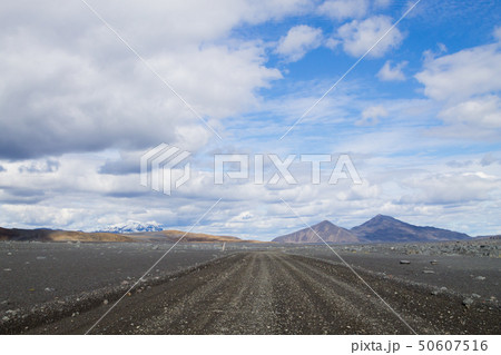 Dirt road along central highlands of Iceland. 50607516