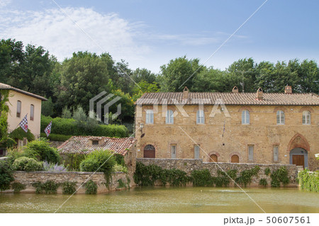Bagno Vignoni main square view, Tuscany, Italy Bagno Vignoni main square view, Tuscany, Italy 50607561