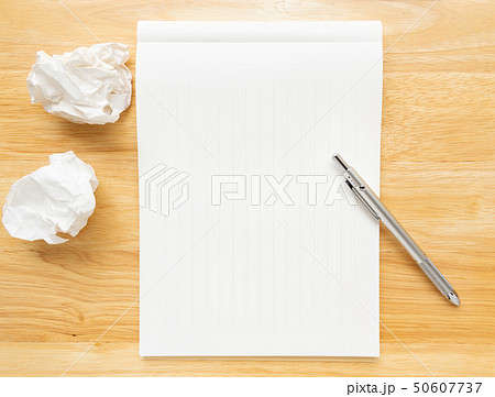 手紙　便箋　挨拶状　お礼状　便り　レター　メール　遺言書作成 50607737