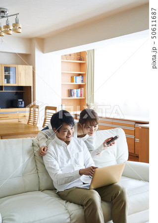 若いカップル 若いカップル 50611687