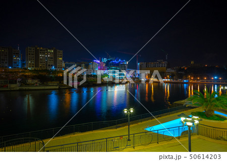 マルタ島の夜景　St Georges Bay 50614203