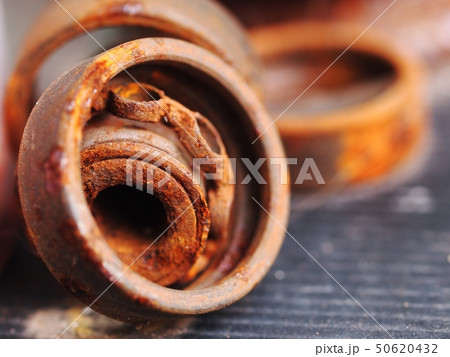 rustic weathered large roller with ball bearing 50620432
