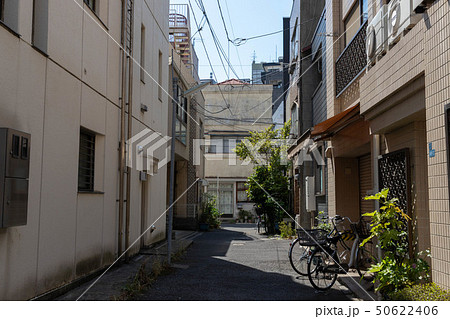 台東区の路地 50622406