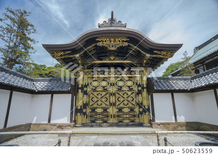 建長寺の唐門(鎌倉市山ノ内) 50623559