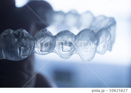 Invisible bracket teeth aligners Invisible bracket teeth aligners 50625627