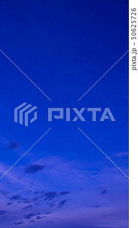 5月の空(縦) 5月の空(縦) 50625726