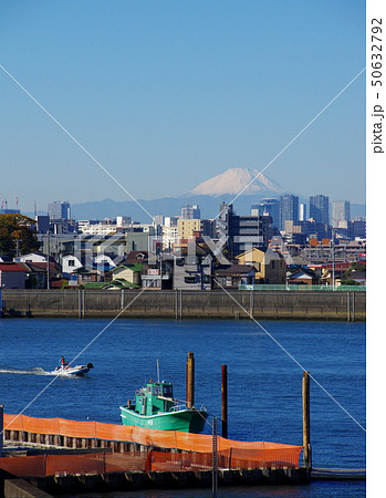 旧江戸川と富士山 50632792