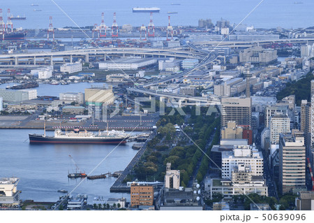 日本の横浜都市景観 横浜港などを望む 日本の横浜都市景観 横浜港などを望む 50639096