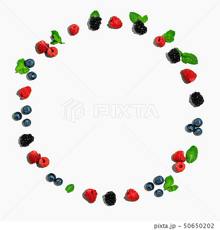 Round frame of berries Round frame of berries 50650202