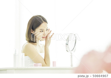 スキンケア 女性 女 50664907