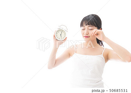 早起きをする若い女性 早起きをする若い女性 50685531