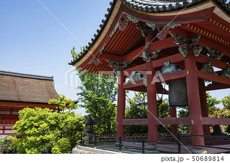 清水寺の鐘突き堂 50689814