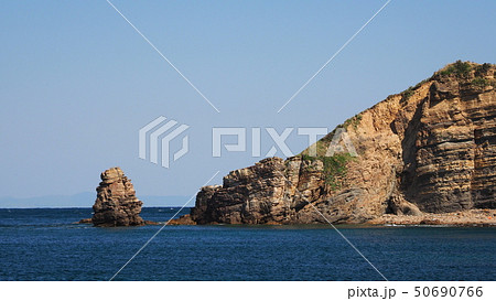 無人島の岩場 無人島の岩場 50690766