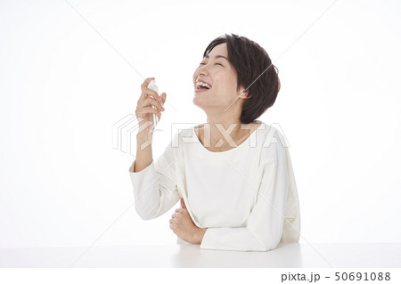 女性 スキンケア 女性 スキンケア 50691088