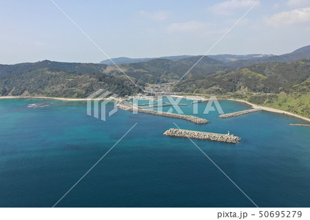 宮ノ浦漁港の港湾風景空撮 宮ノ浦漁港の港湾風景空撮 50695279