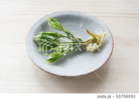 コシアブラの天ぷら 50706093