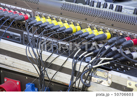 Many cables included in the audio mixer Many cables included in the audio mixer 50706603