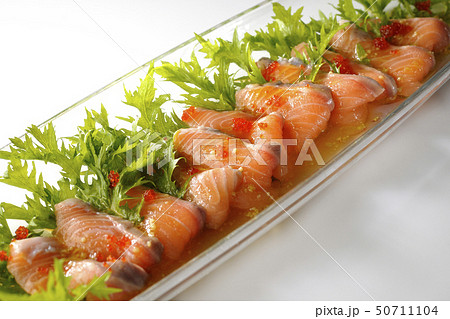 サーモンのカルパッチョ サーモンのカルパッチョ 50711104