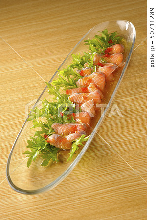サーモンのカルパッチョ サーモンのカルパッチョ 50711289