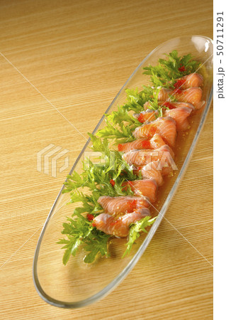 サーモンのカルパッチョ サーモンのカルパッチョ 50711291