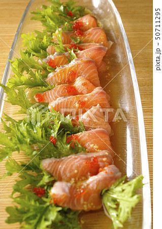 サーモンのカルパッチョ サーモンのカルパッチョ 50711295