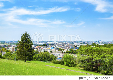 【東京都】多摩市　桜ヶ丘公園からの街並み 50712287