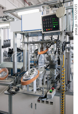 equipment for the manufacture of car headlights equipment for the manufacture of car headlights 50722435