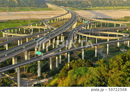 アウトバーン 自動車道 自動車専用道路 50722508
