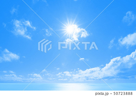 青空と海 50723888